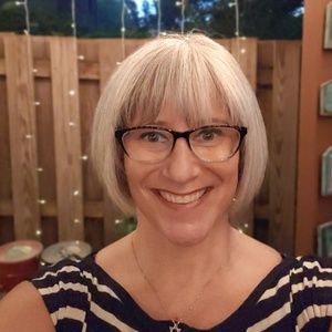 Meet your Posher, Beth